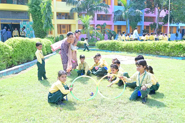 Ring Games on the Lawn